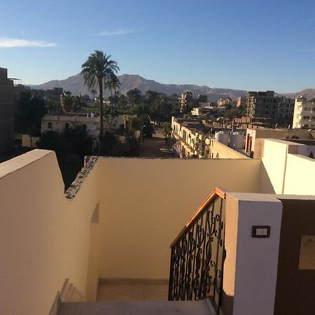 The Brown House Apartment Luxor Luaran gambar