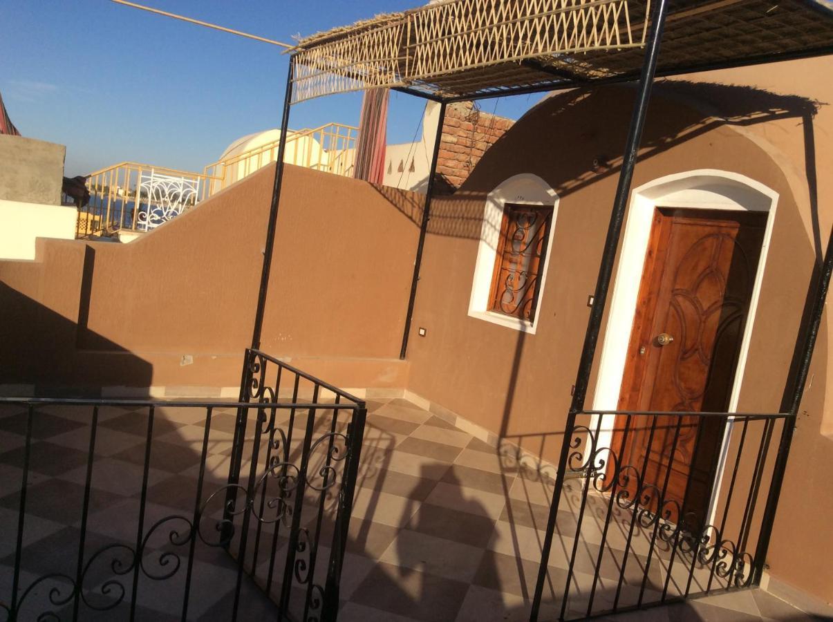 The Brown House Apartment Luxor Luaran gambar