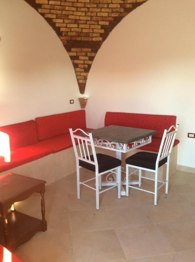 The Brown House Apartment Luxor Luaran gambar