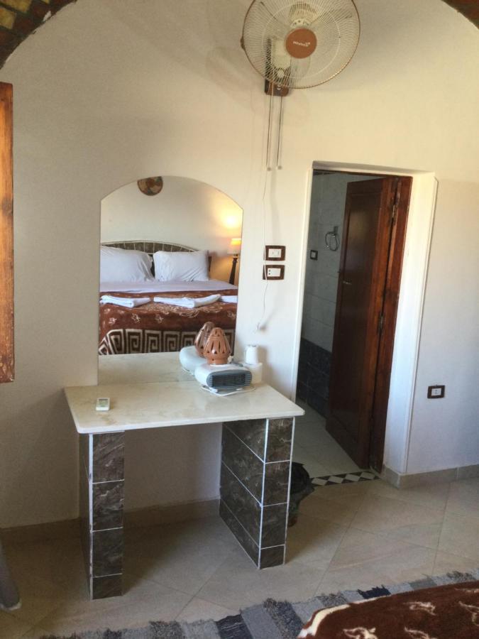 The Brown House Apartment Luxor Luaran gambar