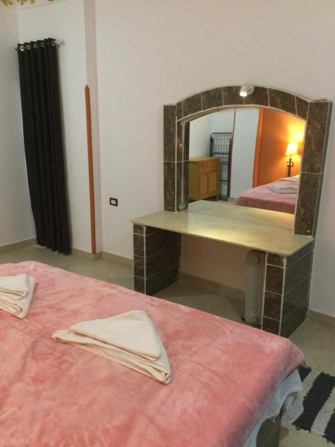 The Brown House Apartment Luxor Luaran gambar