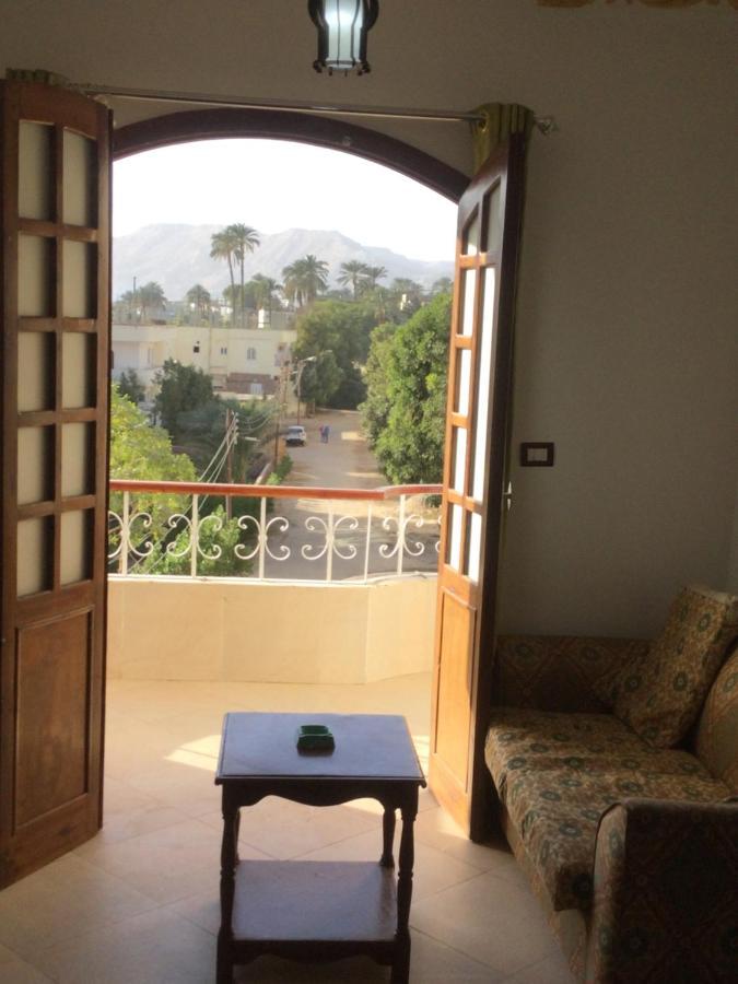 The Brown House Apartment Luxor Luaran gambar