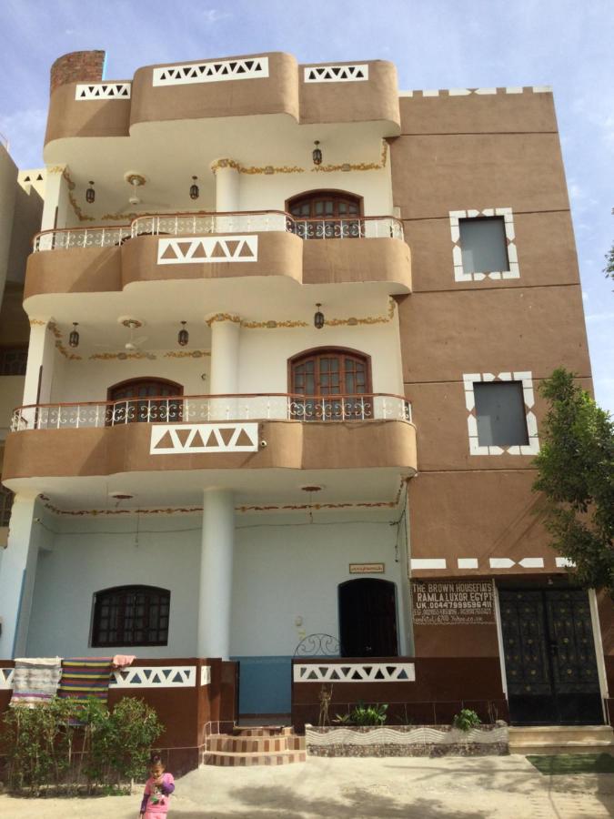 The Brown House Apartment Luxor Luaran gambar