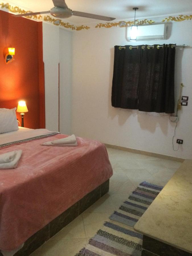 The Brown House Apartment Luxor Luaran gambar