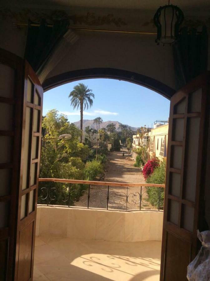 The Brown House Apartment Luxor Luaran gambar
